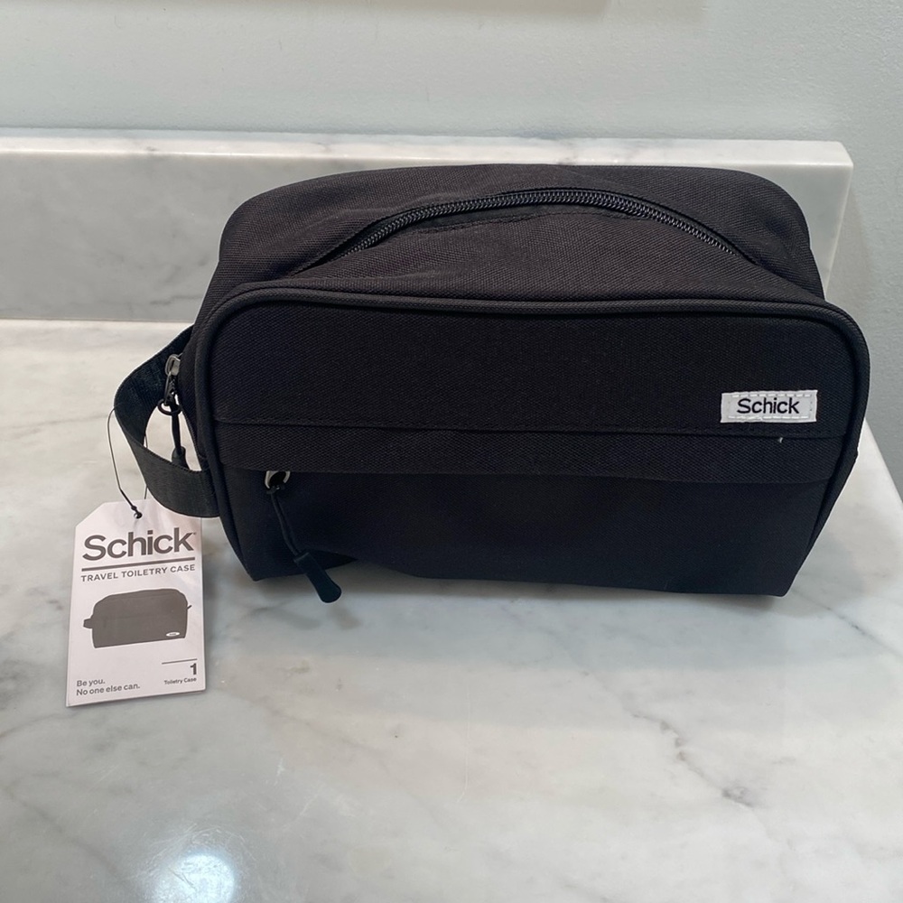 NWT Schick Travel Toiletry Case